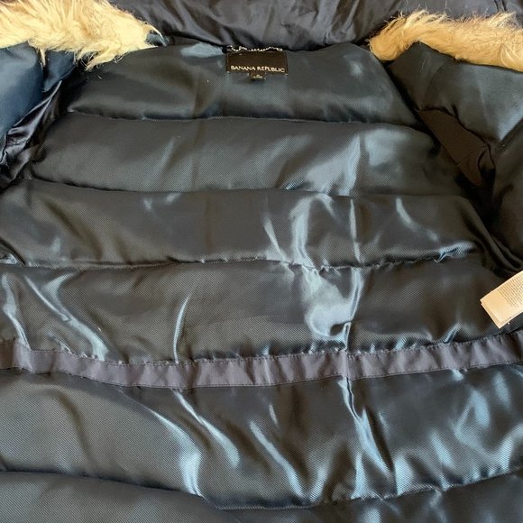 Banana Republic Womens Down Jacket Water Resistant Hood Shearling, Navy, Small - Picture 11 of 11